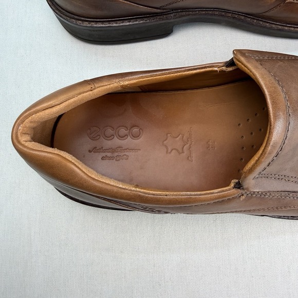 Ecco Holton Shoes Mens Loafer Brown Leather Apron Toe Comfort Slip On Size 10 - Picture 4 of 14
